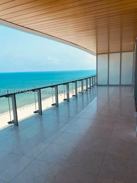 5775 Collins Ave #1702, Miami Beach, FL 33140