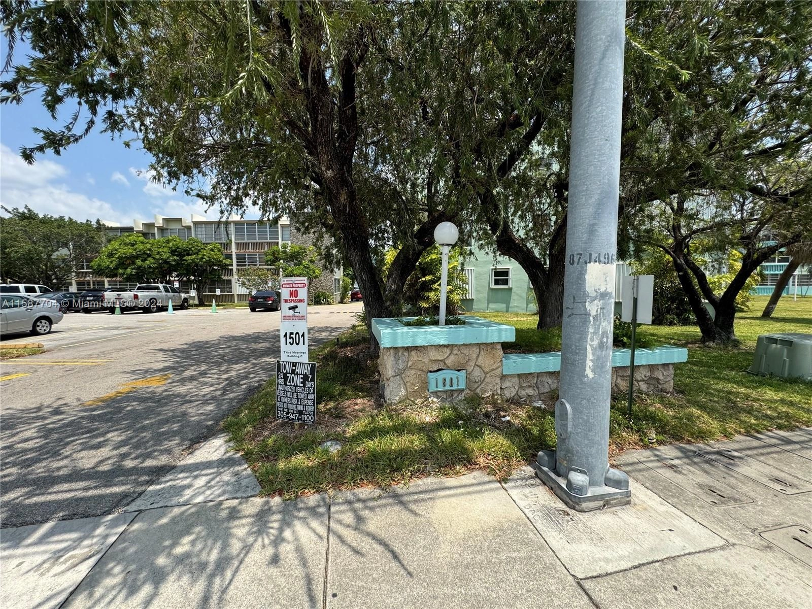 1501 NE Miami Gardens Dr Unit 152C  