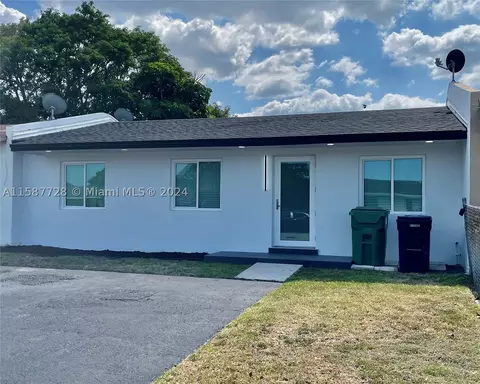 15006 SW 113th Pl, Miami, FL 33176