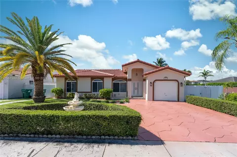 14894 SW 173rd Ter, Miami, FL 33187