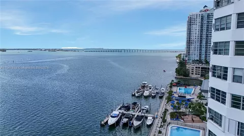 801 Brickell Bay Dr #1070, Miami, FL 33131