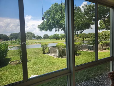 13255 SW 7th Ct #102D, Pembroke Pines, FL 33027