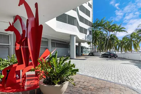 335 S Biscayne Blvd #4110, Miami, FL 33131 photo 33