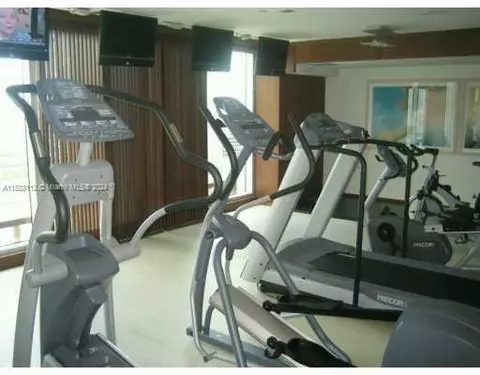 335 S Biscayne Blvd #4110, Miami, FL 33131 photo 38