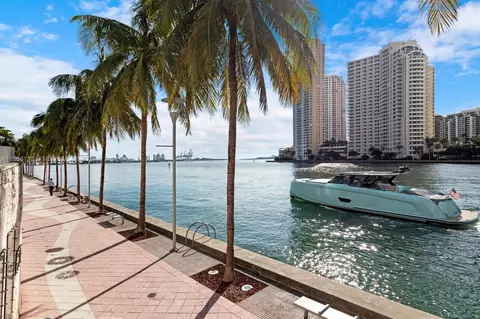 335 S Biscayne Blvd #4110, Miami, FL 33131 photo 34