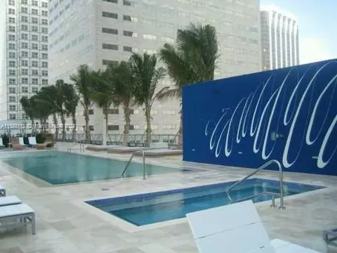 335 S Biscayne Blvd #4110, Miami, FL 33131 photo 39