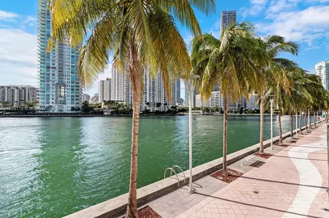 335 S Biscayne Blvd #4110, Miami, FL 33131 photo 35
