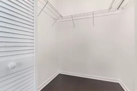335 S Biscayne Blvd #4110, Miami, FL 33131 photo 24