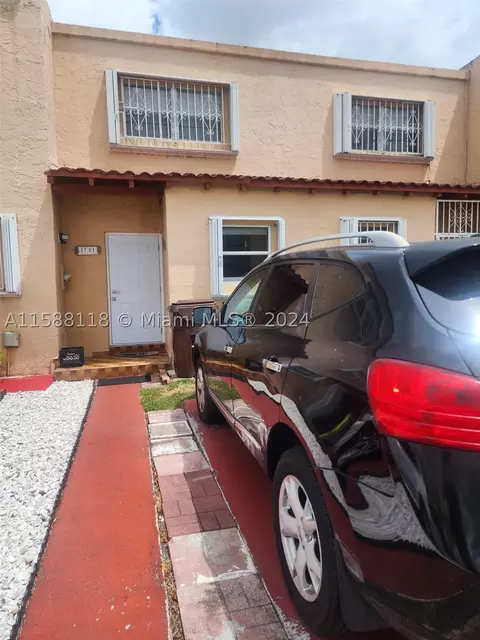 1781 W 57th St #205, Hialeah, FL 33012