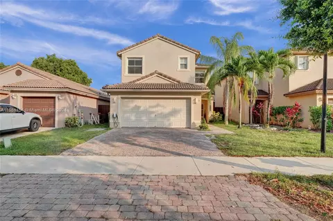 2036 SE 14th St, Homestead, FL 33035
