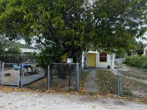 734 NW 116th Ter, Miami, FL 33168