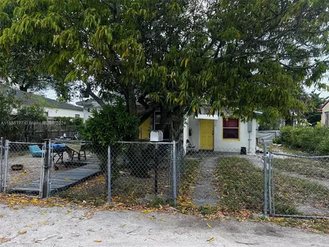 734 NW 116th Ter, Miami, FL 33168