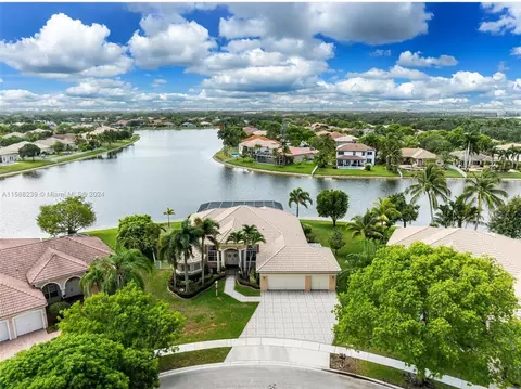 1500 NW 140th Mnr, Pembroke Pines, FL 33028