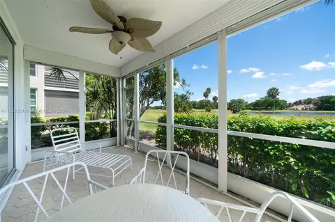 808 Cypress Blvd #108, Pompano Beach, FL 33069