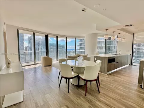 801 S Miami Ave #3201, Miami, FL 33130