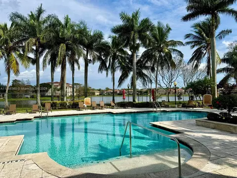 4151 San Marino Blvd #104, West Palm Beach, FL 33409