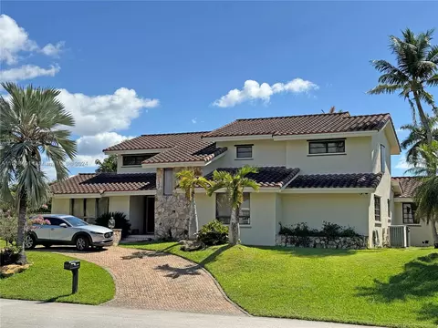 17745 SW 83rd Ct, Palmetto Bay, FL 33157