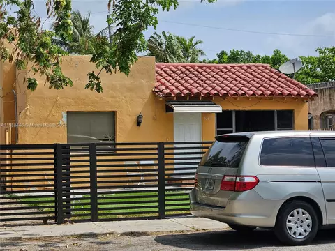 535 NW 46th St, Miami, FL 33127