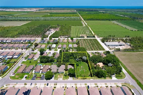 255 SW Nn Sw 107th Ct, Homestead, FL 33032