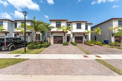 25512 SW 108th Ct, Homestead, FL 33032