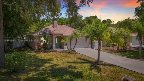 10005 Oslin St, Tampa, FL 33615