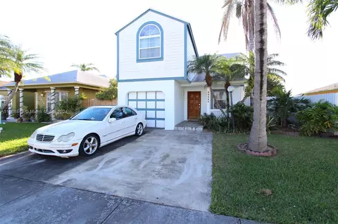 15420 SW 143rd Ave, Miami, FL 33177