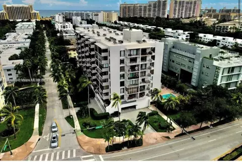 575 Crandon Blvd #401, Key Biscayne, FL 33149