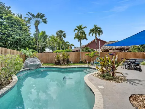 12111 NW 15th St, Pembroke Pines, FL 33026