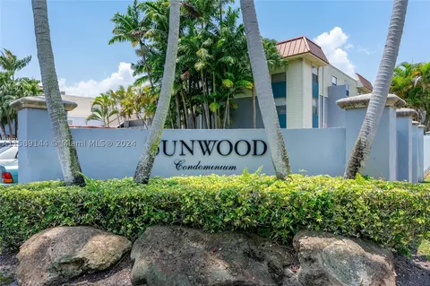 4600 SW 67th Ave #250, Miami, FL 33155