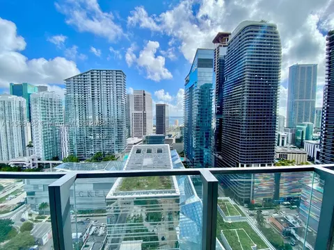 88 SW 7th St #2709, Miami, FL 33130