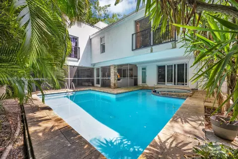 3090 Kirk St, Coconut Grove, FL 33133