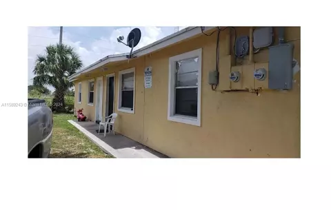 4023 Windsor Ave, West Palm Beach, FL 33407