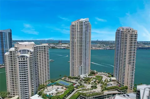848 Brickell Key Dr #2502, Miami, FL 33131