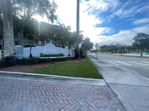 8650 SW 212 St #101, Cutler Bay, FL 33189
