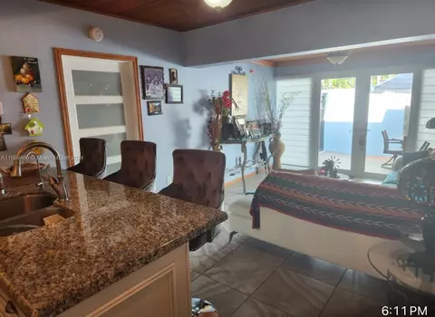 6380 Jack Rabbit Ln, Miami Lakes, FL 33014