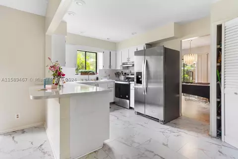 6183 Live Oak Ct #D, Tamarac, FL 33319