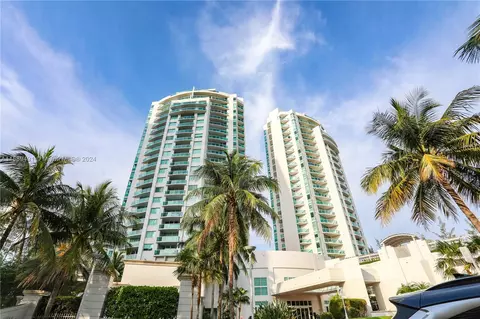 19400 Turnberry Way #321, Aventura, FL 33180
