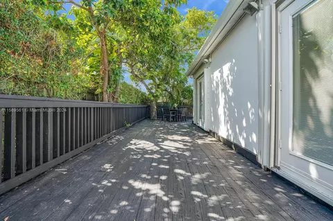 Exterior - 9264 Byron Ave, Surfside, FL 33154 photo 2 of 4