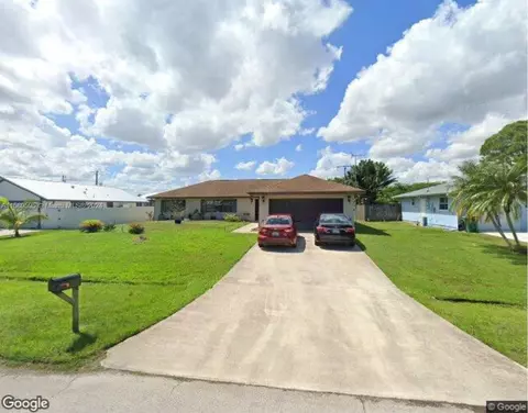 1572 SE Ladner St, Port Saint Lucie, FL 34983