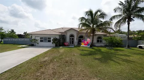 28361 SW 158th Ave, Homestead, FL 33033