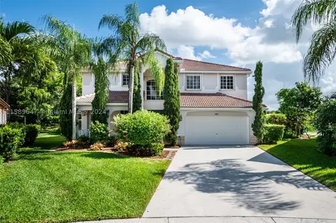 4167 Laurel Ridge Cir, Weston, FL 33331