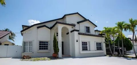 15600 SW 63rd Ter, Miami, FL 33193