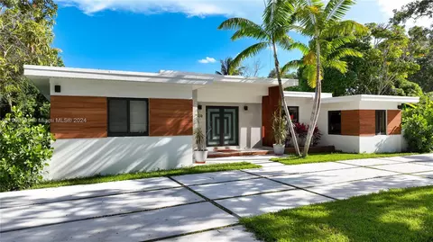 570 NE 103rd St, Miami Shores, FL 33138