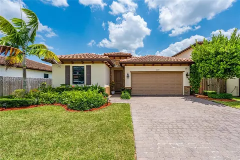2518 SE 1st St, Homestead, FL 33033