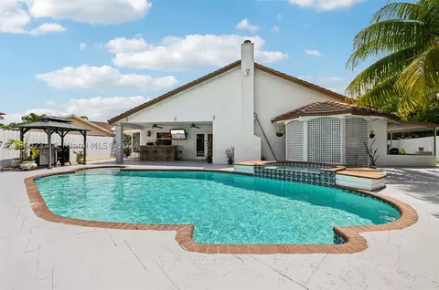 11350 SW 153rd St, Miami, FL 33157