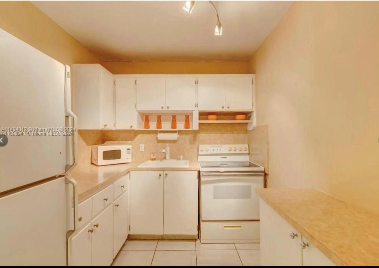 2837 Pierce St Unit 10  