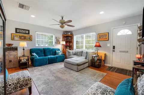 4901 NW 27th Ter, Tamarac, FL 33309