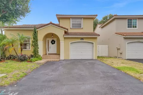 1213 NW 125th Ter, Sunrise, FL 33323