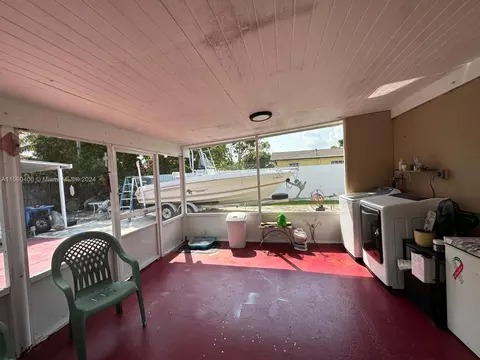 10890 SW 69th Dr, Miami, FL 33173 photo 35