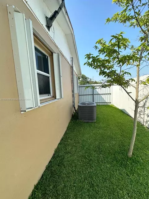 10890 SW 69th Dr, Miami, FL 33173 photo 43